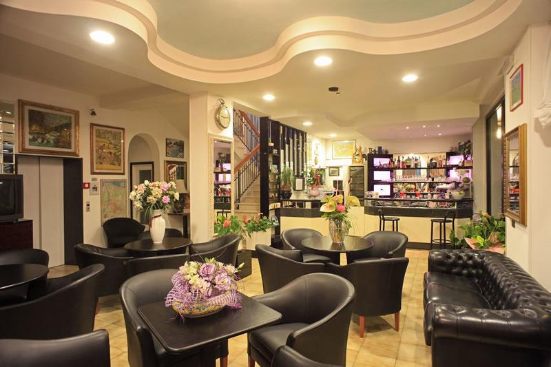 Hotel Barbiani Rimini Luaran gambar